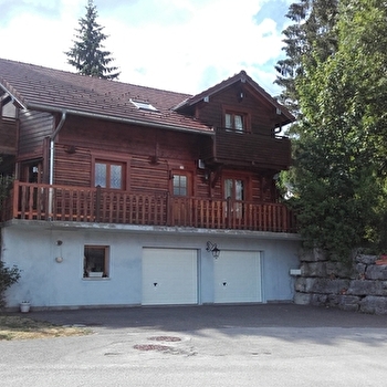 Gîte dans chalet - M. Poux-Berthe - MORBIER
