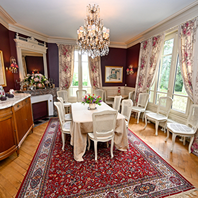 Chambres d'Hôtes  ' Château de la Chaix '