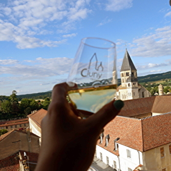 L'ApérHaut ! - Visitez Cluny 'Hautrement' - CLUNY