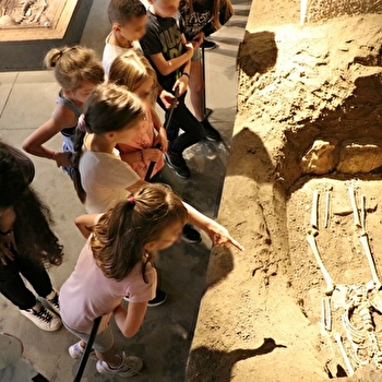 Les Mérovingiens, découverte d’une civilisation - Le début du Moyen Age - NUITS-SAINT-GEORGES