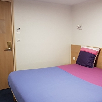 Hôtel Le Lion d'Or - COULANGES-SUR-YONNE