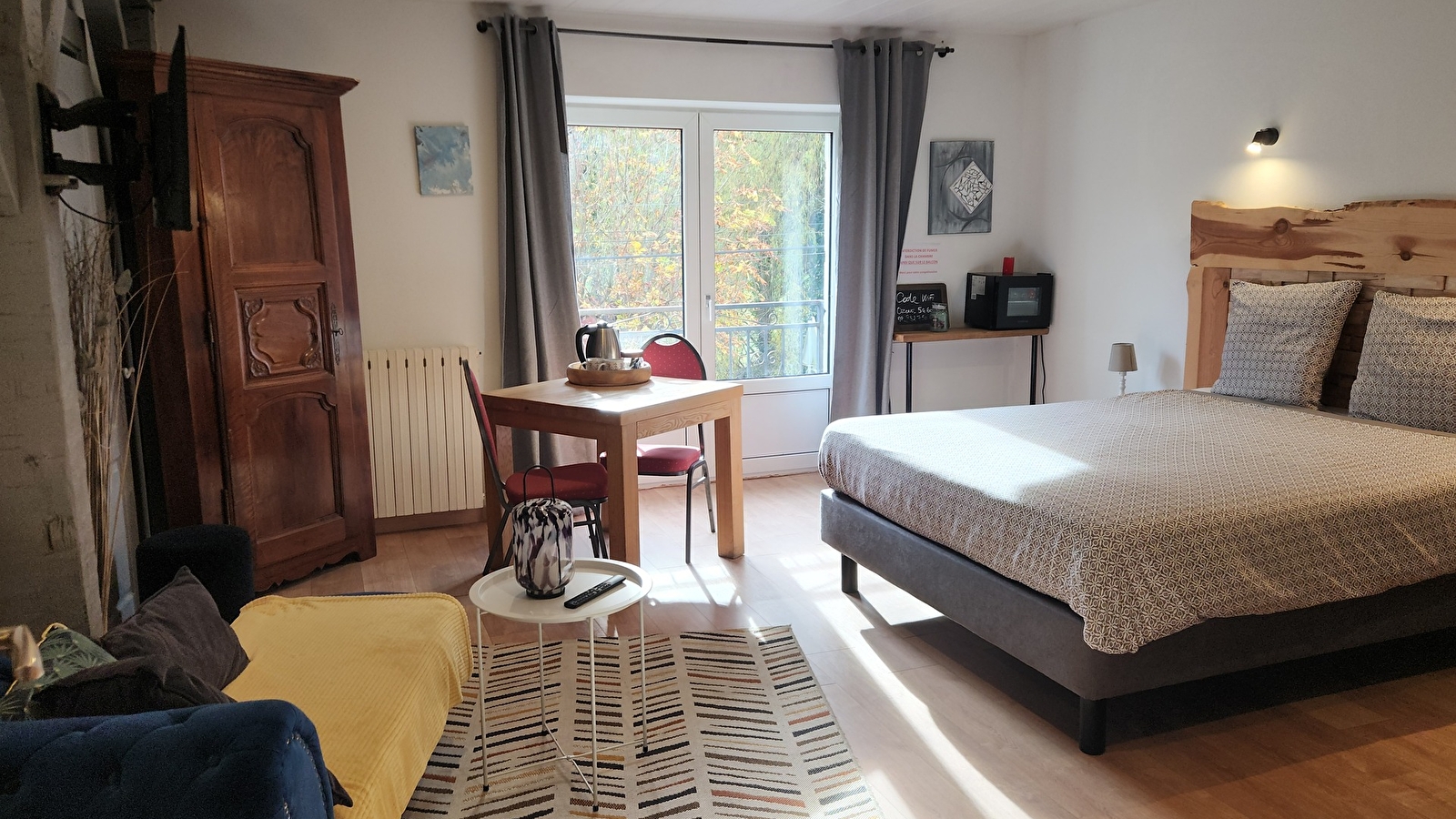 Les Chambres d'hôtes de la Source Bleue