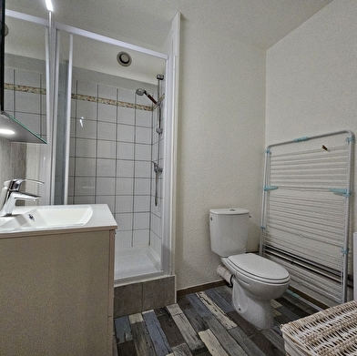 Le Gabelou - Studio en résidence - P402POR00