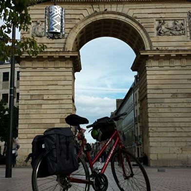 Dijon Bike Tours - Bourgogne Évasion by Active Tours