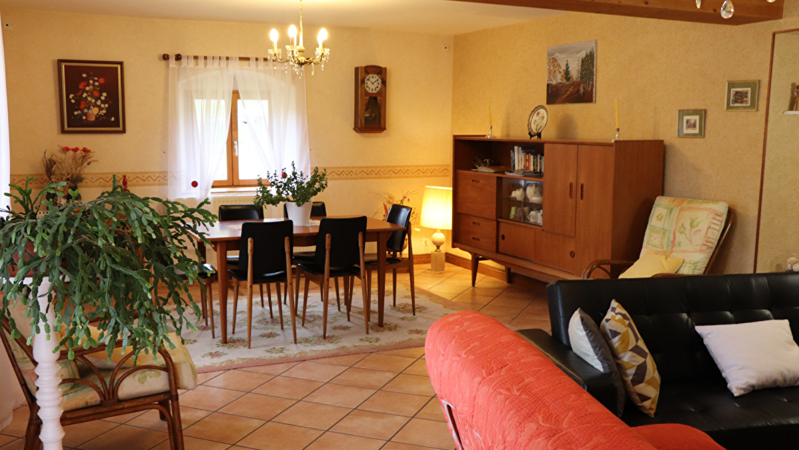 Chez nous - Mme Bailly-Salins C.