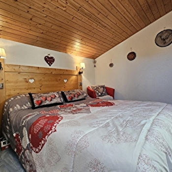 La Halle - Studio en résidence - P222ROB00 - PREMANON