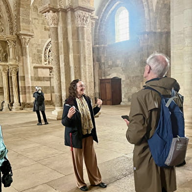 Clara Goodheart, guided tours in English/ visites guidées en anglais