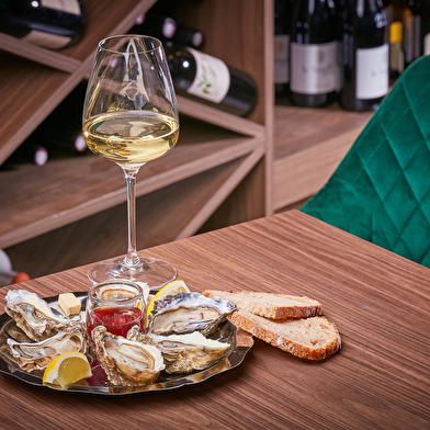 Au Domaine - Caviste et Bar