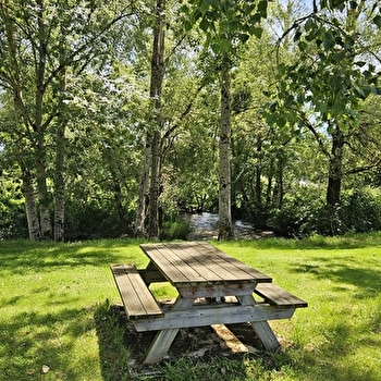 Aire de pique-nique - MALTAT