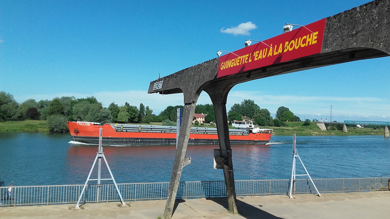 Guinguette l'Eau à la Bouche