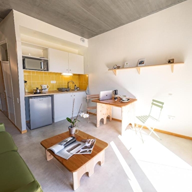 Studio — Résidence EMA-CNIFOP