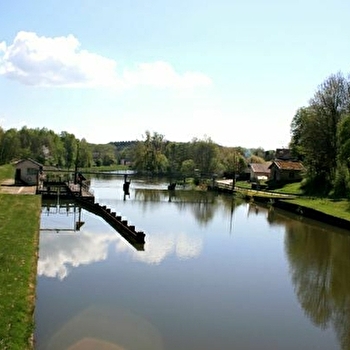 Appontement conflandey - CONFLANDEY