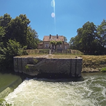 La Maison du Barrage - LECHATELET