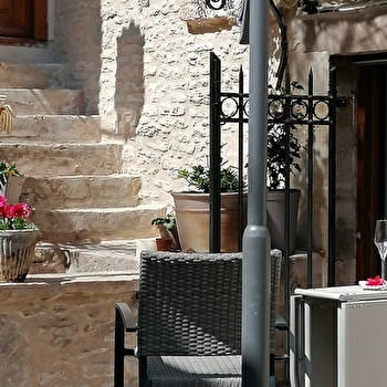 L'antre Ami - SAVIGNY-LES-BEAUNE