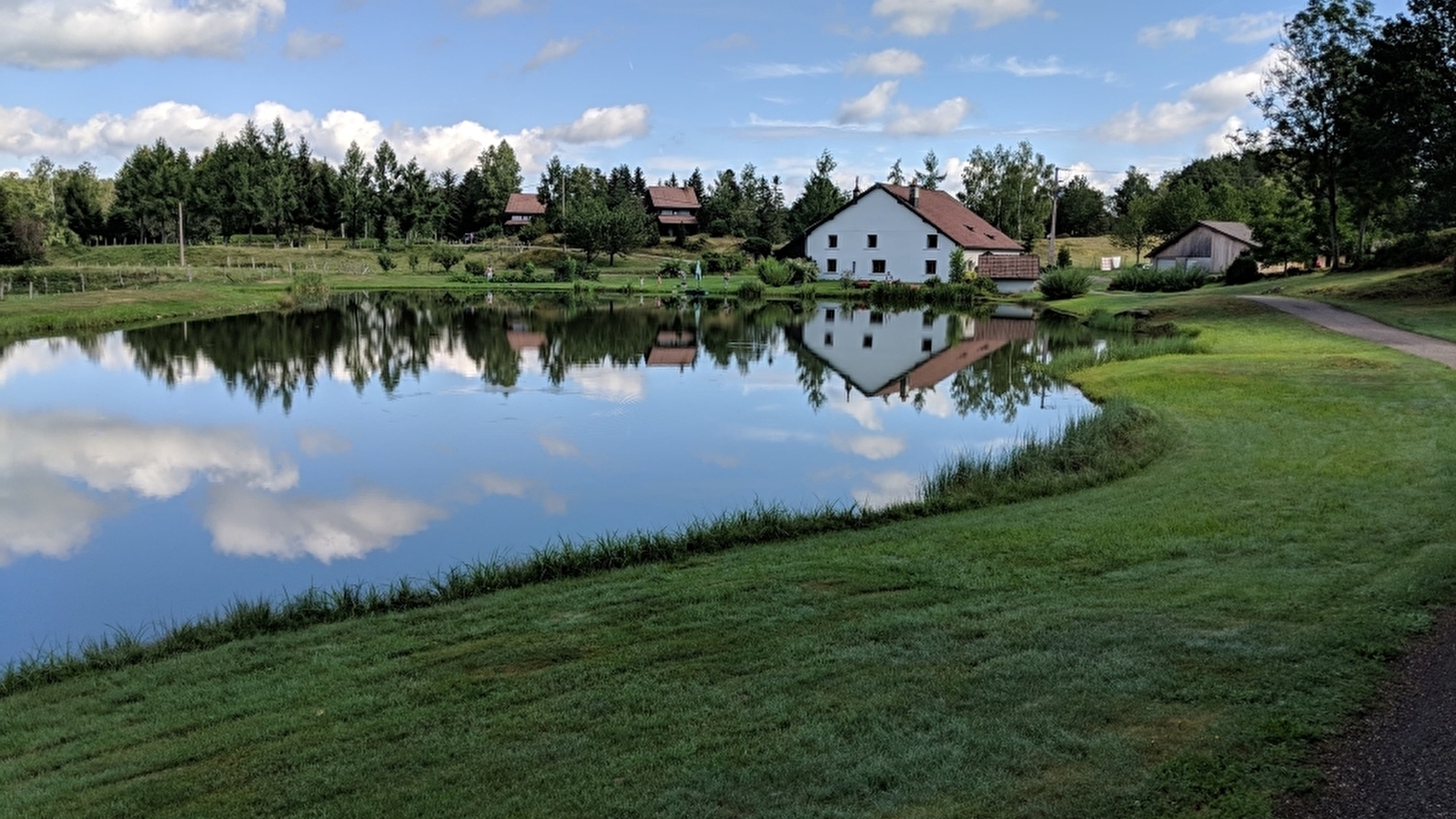 Les rouillons - l'ancienne ferme