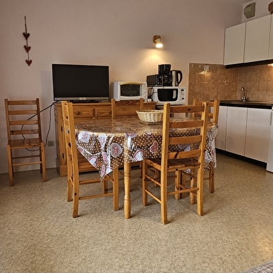 Les Rennes - Studio en résidence - P212PAR00