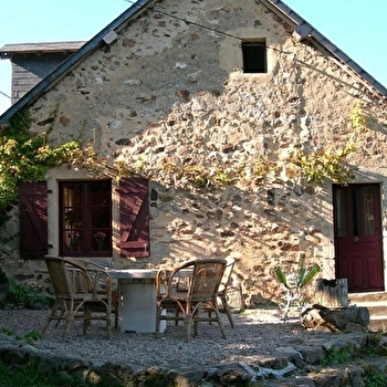 A la Frontière du Paradis - LAROCHEMILLAY