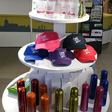 Boutique de produits locaux de l'office de tourisme des Combes à la Saône