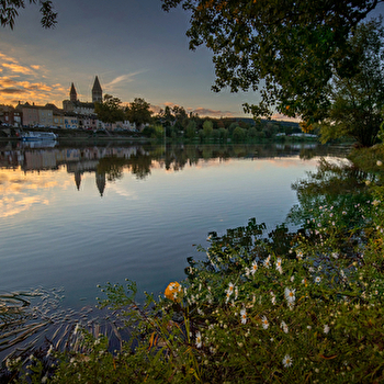 Tournus - Saint-Amour : La Bresse, à la gloire de la gastronomie - TOURNUS