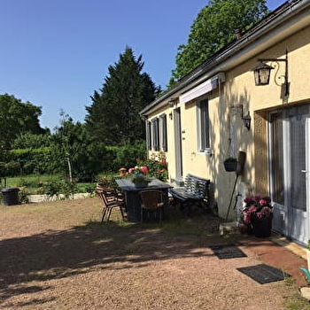 Chambre d’hôtes Étang de Baye
 - BAZOLLES