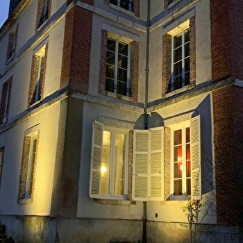 Château du Moulin Neuf - LAVAU