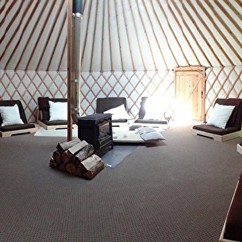 Yourte Familliale - SAINT-MARTIN-DE-LA-MER