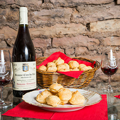 Domaine Besancenot - Visite Dégustation: Plaisir Gourmand 5 vins avec gougères