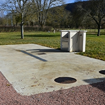 Aire pour camping-cars de Bligny-sur-Ouche - BLIGNY-SUR-OUCHE