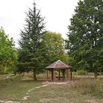 Aire de pique-nique - Soirans - SOIRANS