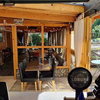 Le Hangar - Bar Plein Air - MAILLEY-ET-CHAZELOT