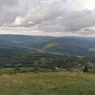 Parcours VTT 59 rouge - Tour de la Grande Montagne - Espace FFC Ain Forestière