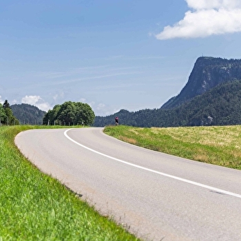 À saute-Frontière - Boucle vélo 08 - BELLEFONTAINE
