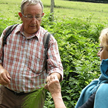 Gilles Henry - Guide de pays de l'asso 'Par Monts et Par Vaux' - CHAZILLY