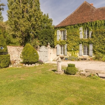 Le Petit Paris - FLAGEY-ECHEZEAUX