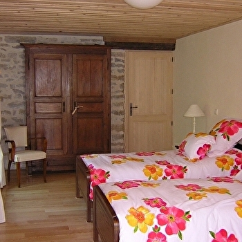 Auprès des Vignes - ECHEVANNES