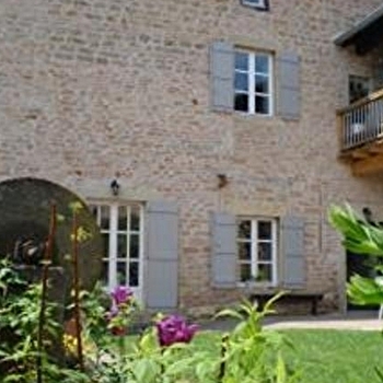 Gîte 'Entre Vigne et Roche' - SOLUTRE-POUILLY