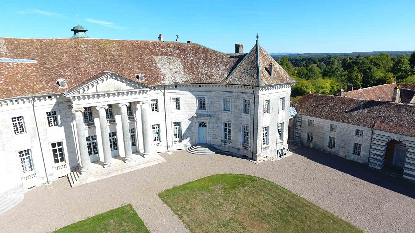 Retour à l'élégance, au château de Moncley