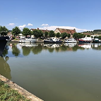 Port de Plaisance - Pouilly-en-Auxois - POUILLY-EN-AUXOIS