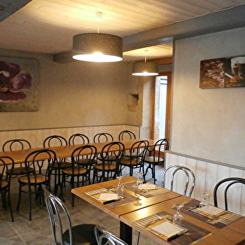 Restaurant Le Cheval Blanc - LA CLAYETTE