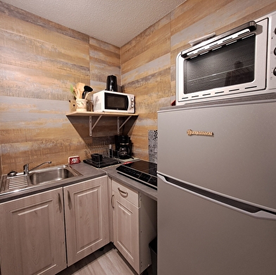 Les Campènes - Studio en résidence - R422PAR00