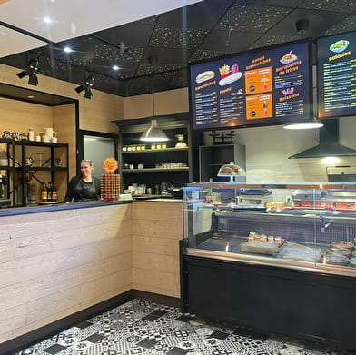 Le Point Central ( Friterie CH'TI) 