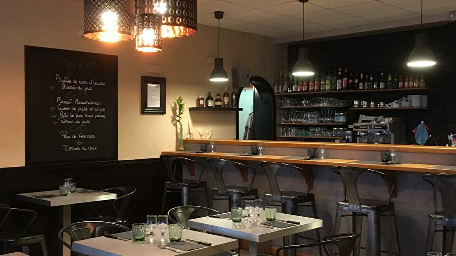 Hôtel du Centre et Le P'tit Gourmet