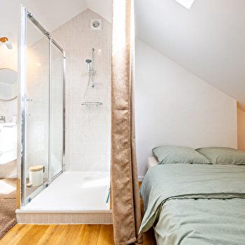 l'abeille - MESSIGNY-ET-VANTOUX