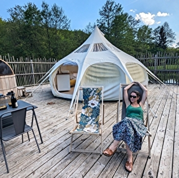 LOTUS FLOTTANT SPA - Domaine de la combe rossignol - VERNOIS-LES-VESVRES