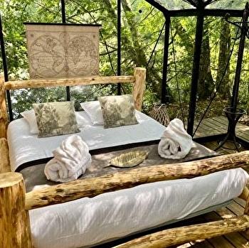 Terra Incognita - Écodomaine La Rêverie  - VIEVY