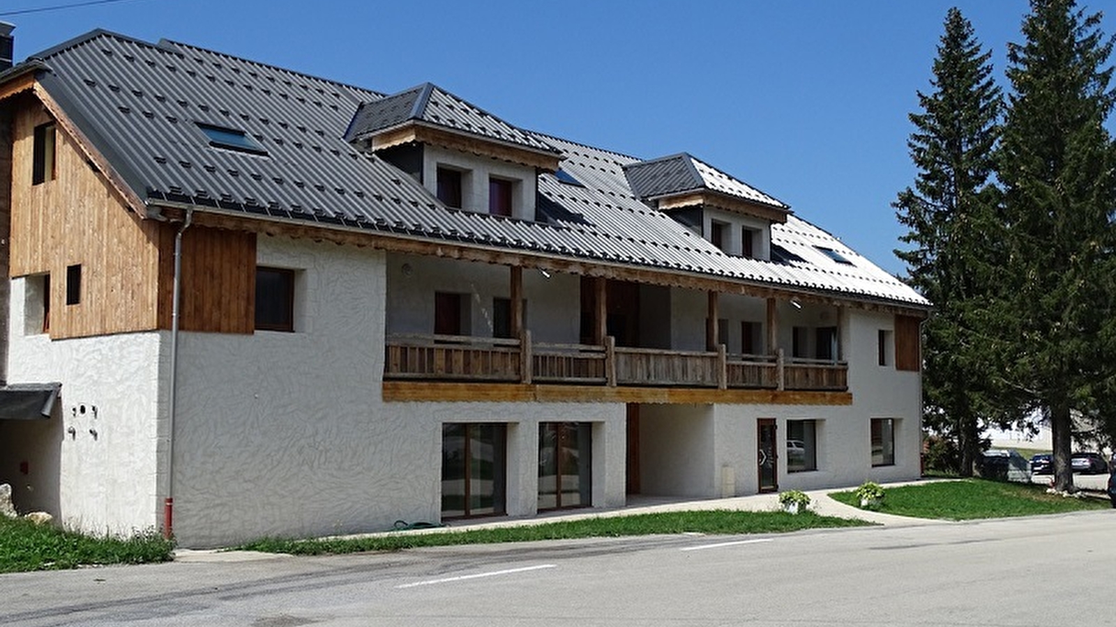 Nordique Symbiose - L'Écrin Des Neiges