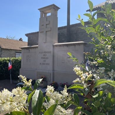 Monument des fusillés du 12 juin 1944