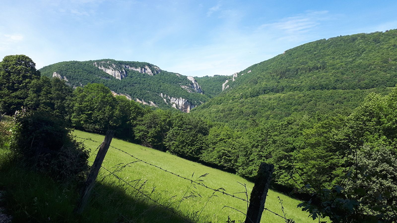 Circuit de la cascade de Luizet et tour du Tréfond (version intégrale)