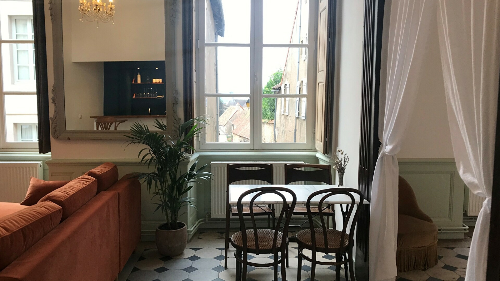 Le Cocand - Appartement 2 (rez-de-chaussée surélevé)