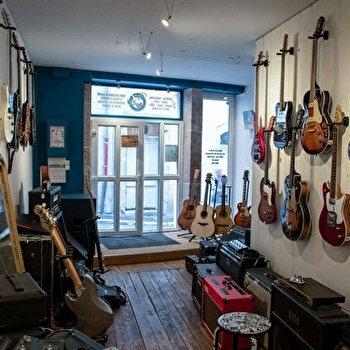 Mojolab-Guitar - DOLE